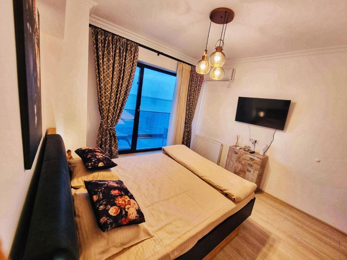 מאמאיה Deluxe Lake View מראה חיצוני תמונה