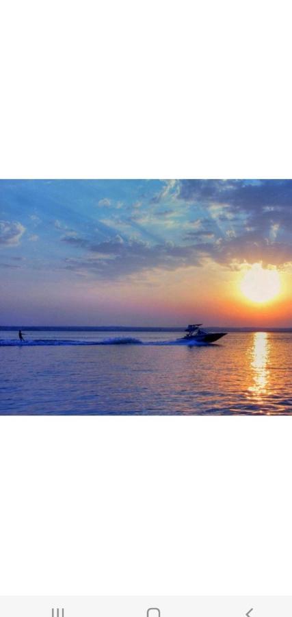 מאמאיה Deluxe Lake View מראה חיצוני תמונה