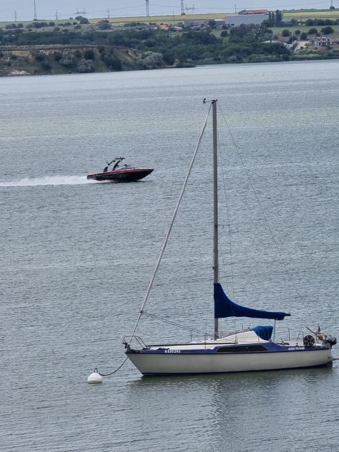 מאמאיה Deluxe Lake View מראה חיצוני תמונה
